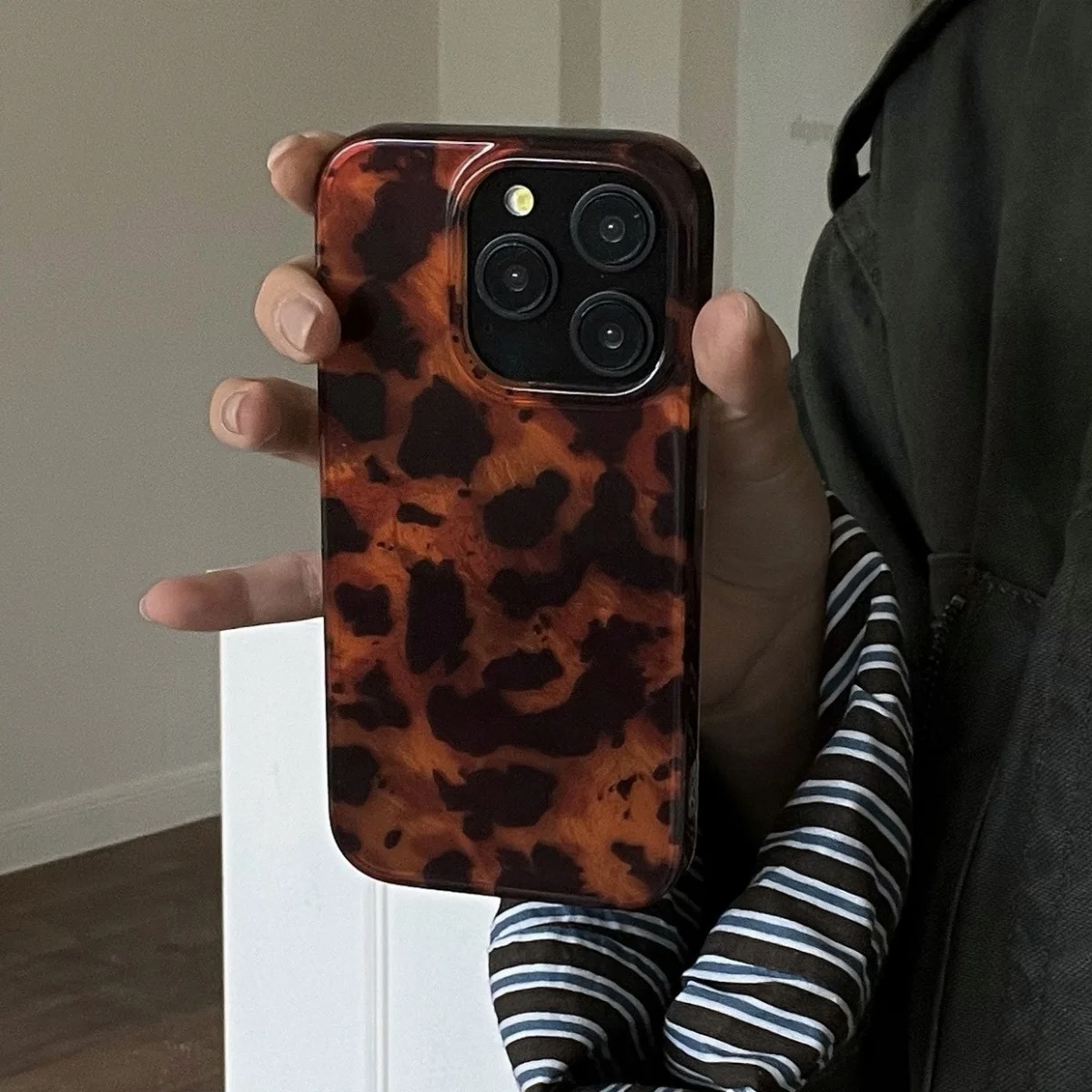 Ретро-чехол для телефона с лаз – обзор и цена Phone Accessories To Sell